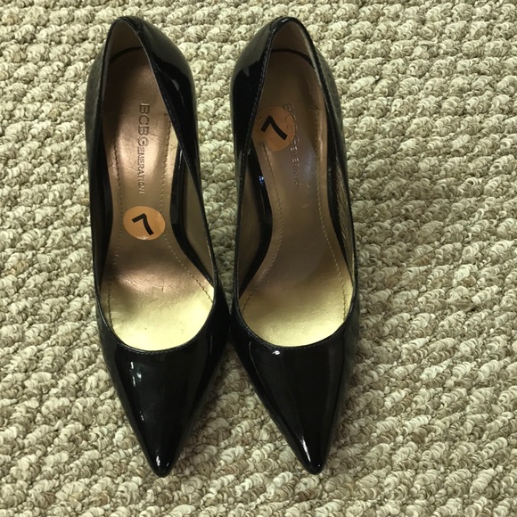bcbg patent leather pumps